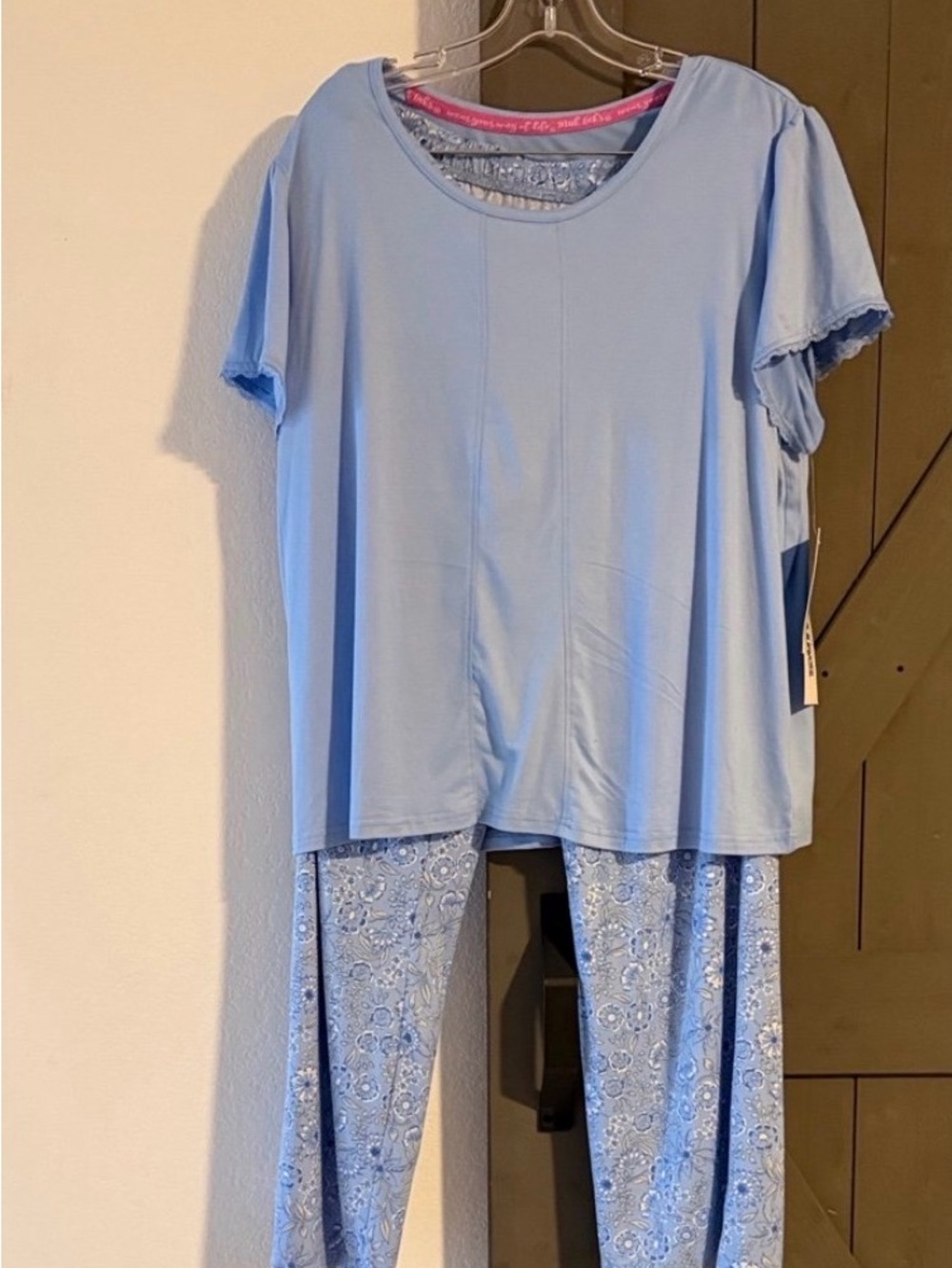 Muk Luks Light Blue Short Sleeve Pajama Set with Printed Pants